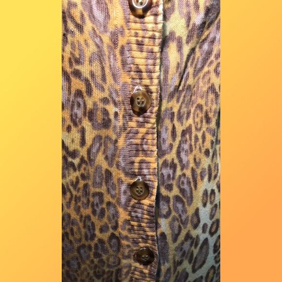 🐯NWOT🐯NEW YORK & CO., Cardigan🐯 - Picture 2 of 3